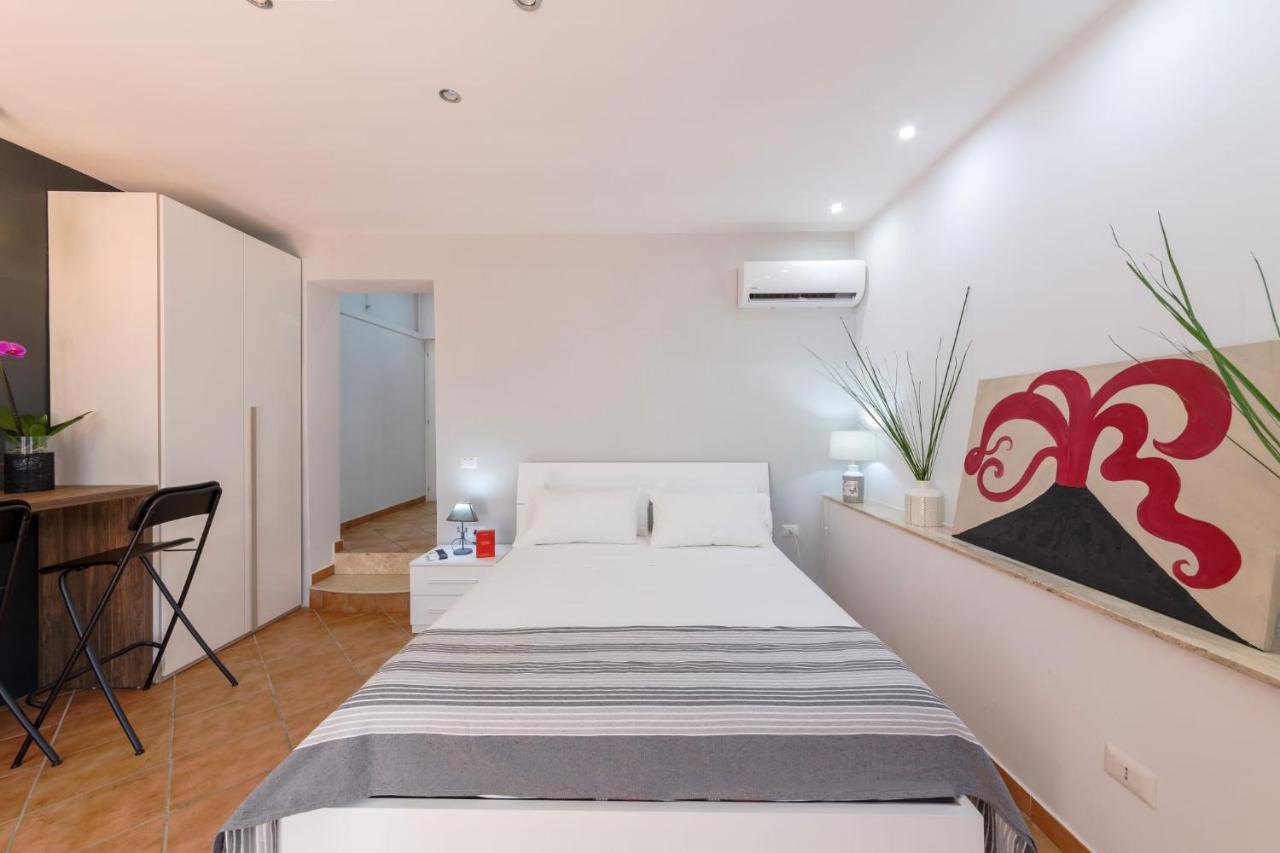 Masaniello Apartment Napoli Esterno foto