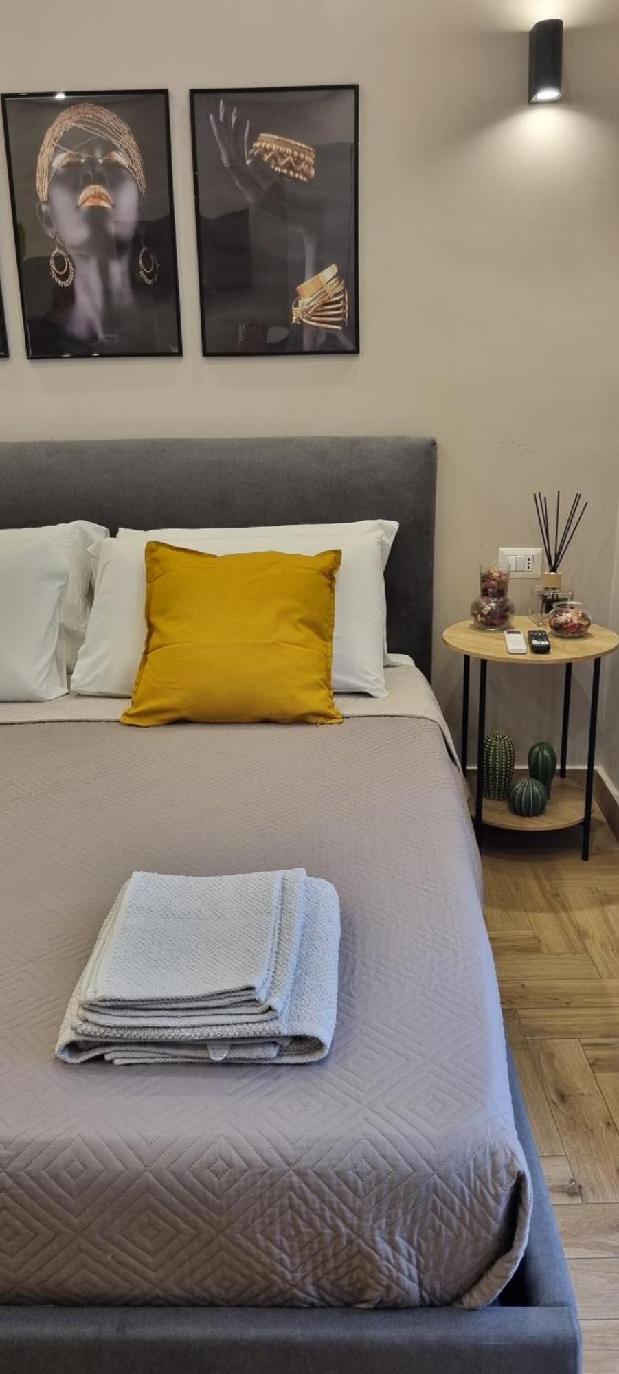Masaniello Apartment Napoli Esterno foto